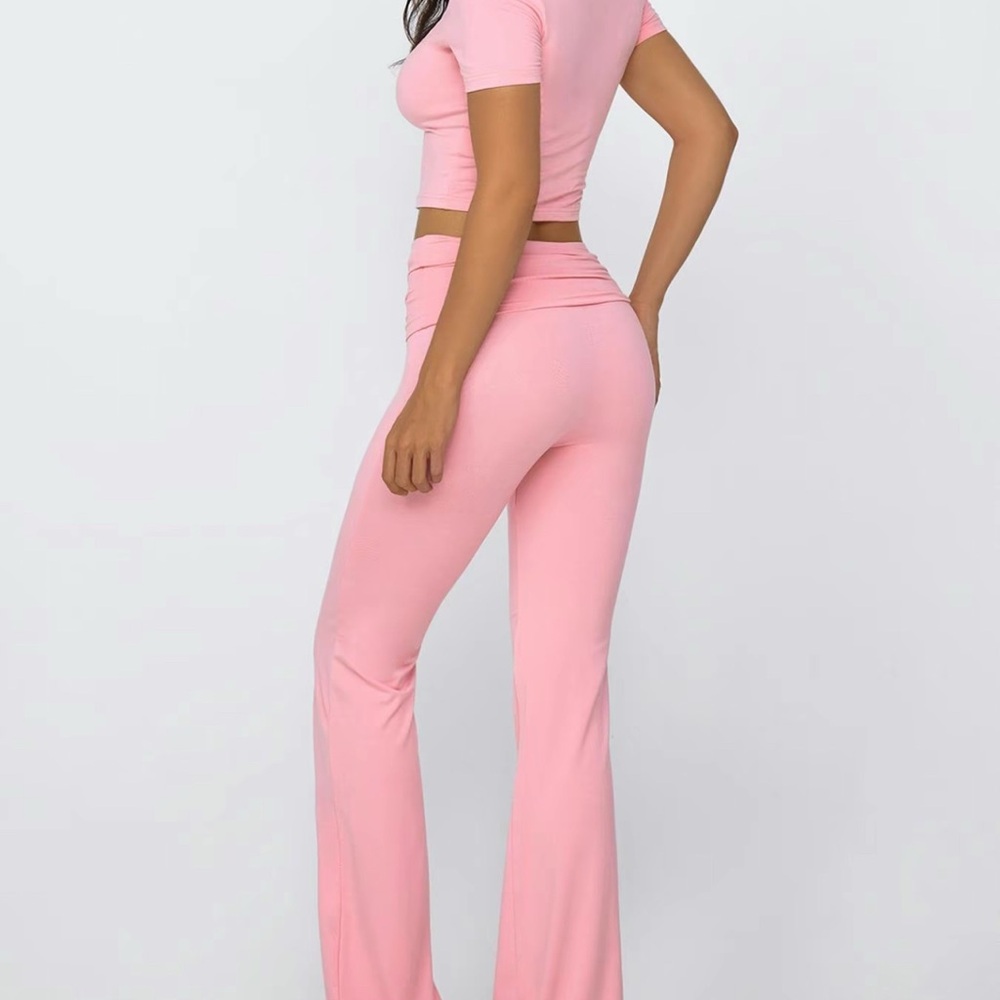 Matching Set - Flared leggings with crop top